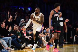 在这场比赛 在这场比赛